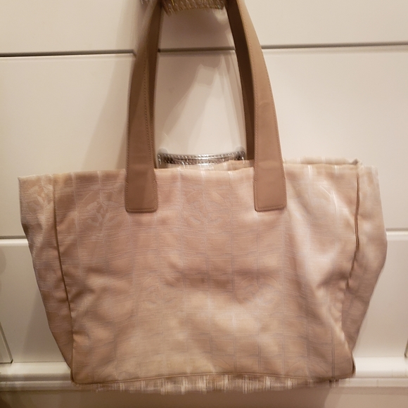 Chanel Jacquard Tote Bag - Picture 8 of 16